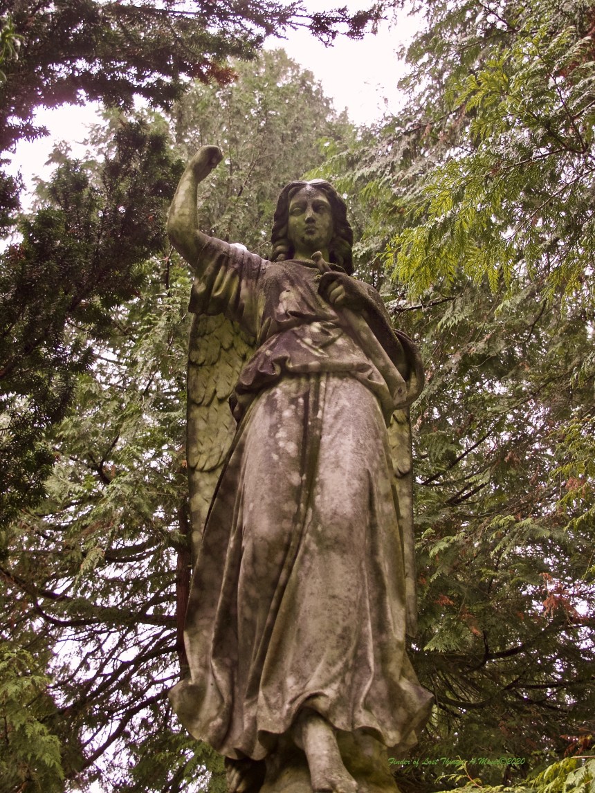 2.14 Jade colored glasses